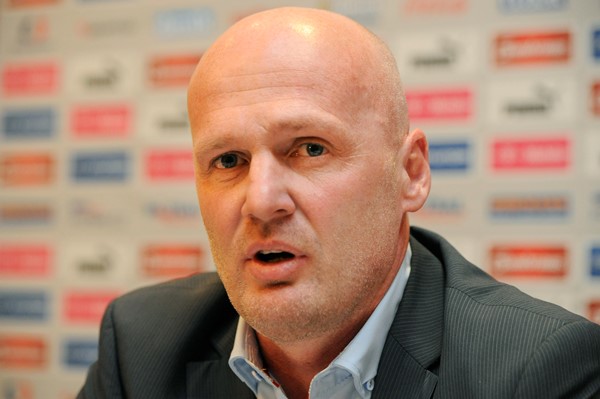 Trenér české reprezentace Michal Bílek. Trenér české reprezentace Michal Bílek.