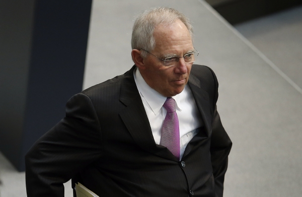 Kypr by mohl ohrozit zbytek eurozóny, varoval ministr financí Wolfgang Schäuble.