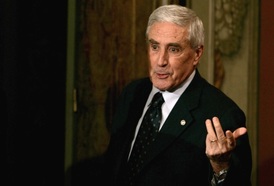 Favorit volby Franco Marini.