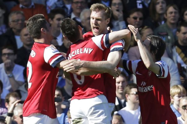 Radost hráčů Arsenalu. Radost hráčů Arsenalu.