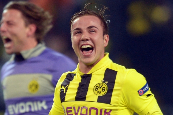 Fotbalisté Bayernu Mnichov získali pro příští sezonu záložníka Borussie Dortmund Maria Götzeho. Fotbalisté Bayernu Mnichov získali pro příští sezonu záložníka Borussie Dortmund Maria Götzeho.