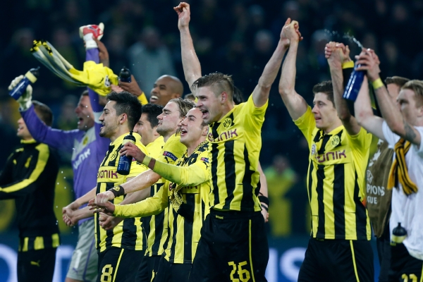 Takhle slavil Dortmund postup přes Málagu. Uspěje i s Realem?