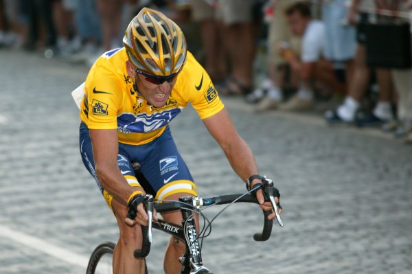 Dopingový hříšník Lance Armstrong. Dopingový hříšník Lance Armstrong.