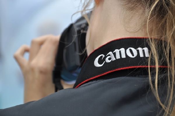 Japonská firma Canon má za poslední čtvrtletí o třetinu nižší zisk. Může za to nástup smartphonů. Japonská firma Canon má za poslední čtvrtletí o třetinu nižší zisk. Může za to nástup smartphonů.