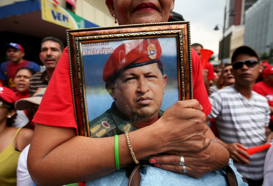 Hugo Chávez má své fanoušky po celém světě. Hugo Chávez má své fanoušky po celém světě.