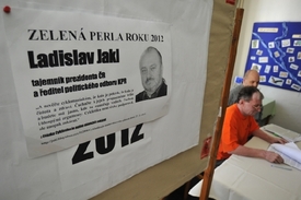 Zelenou perlu za antiekologický výrok dostal Ladislav Jakl.