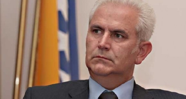 Nechal se federální prezident Živko Budimir uplatit kvůli udělení milosti? 