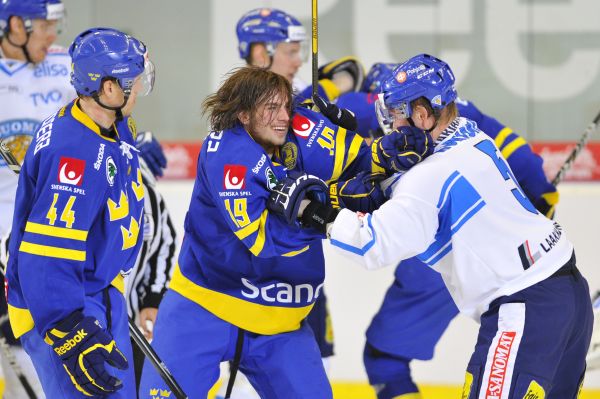 Vpředu zleva Nicklas Danielsson ze Švédska, Calle Järnkrok a Lasse Kukkonen z Finska. Vpředu zleva Nicklas Danielsson ze Švédska, Calle Järnkrok a Lasse Kukkonen z Finska.