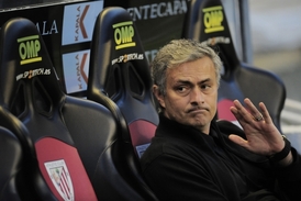 Realu Madrid na rozloučenou už pomalu mává José Mourinho.