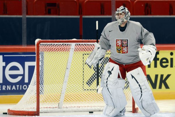 Brankář Ondřej Pavelec. Brankář Ondřej Pavelec.