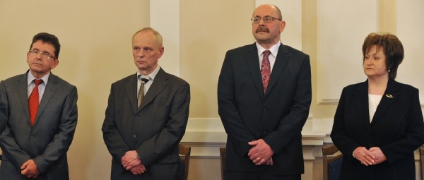 Zleva Jaroslav Fenyk, Jan Filip, Vladimír Sládeček a Milada Tomková. Zleva Jaroslav Fenyk, Jan Filip, Vladimír Sládeček a Milada Tomková.