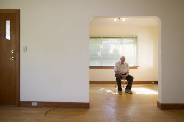 Až osmdesát procent lidí, kteří navštíví poradny při finanční tísni, tam přichází kvůli dluhům na nájemném (ilustrační foto).
