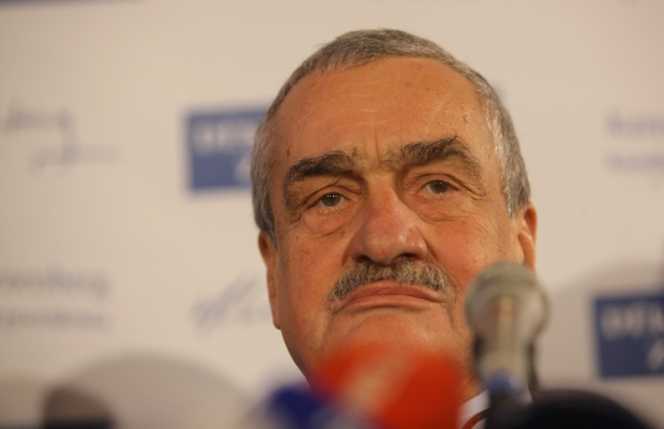 Ministr zahraničních věcí Karel Schwarzenberg.