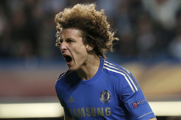 Obránce londýnské Chelsea David Luiz.
