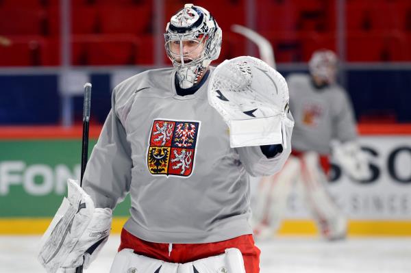 Hokejový brankář Ondřej Pavelec. Hokejový brankář Ondřej Pavelec.