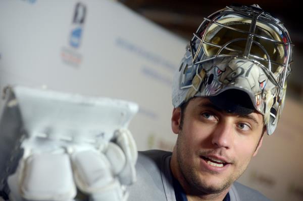 Ondřej Pavelec si nejspíš poprvé zachytá ve čtvrtek proti Dánsku. Ondřej Pavelec si nejspíš poprvé zachytá ve čtvrtek proti Dánsku.