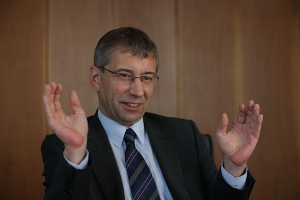 Exministr sociálních věcí Jaromír Drábek by mohl kandidovat do europarlamentu.
