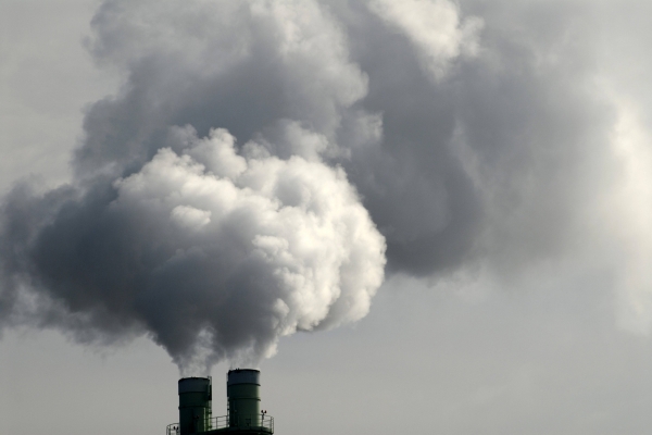 Před půlstoletím se množství oxidu uhličitého pohybovalo kolem 315 ppm a v posledních desetiletích bez přestávky stoupalo (ilustrační foto).
