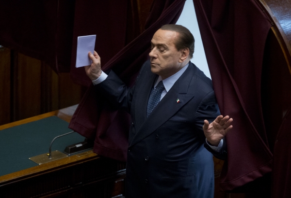 Od toho, aby se Berlusconi ocitnul za mřížemi, je už jen krok.