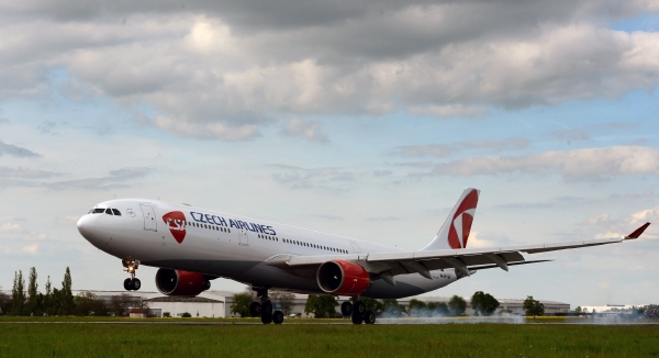 Dlouho očekávaný airbus A330 v barvách Českých aerolinií.