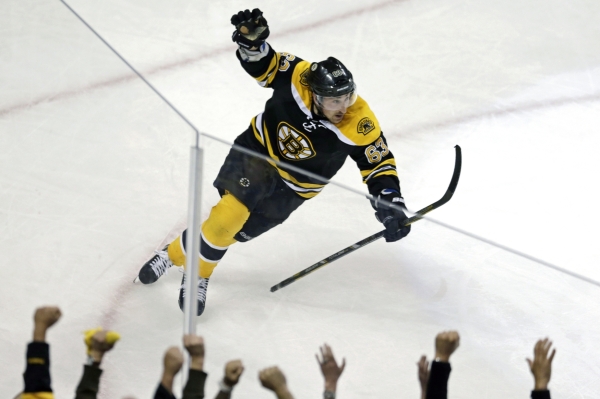 Brad Marchand rozhodl o první výhře Bostonu v sérii s New Yorkem Rangers.
