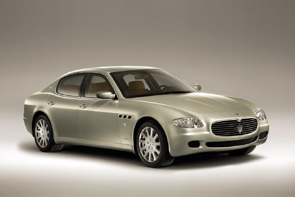 Problémy s Maserati Quattroporte je nejlepší řešit kladivem (ilustrační foto).