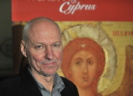 Režisér Petr Nikolaev.