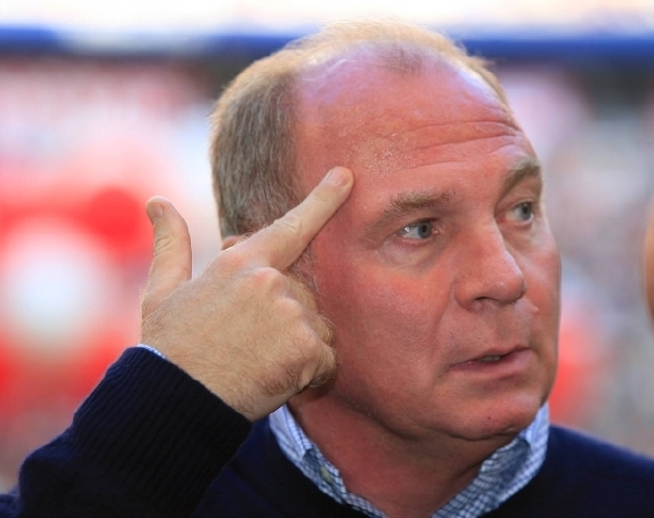 Uli Hoeness spustil vodopád přiznání daňových úniků.