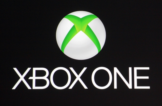 Xbox One je podle Microsoftu komplexním zařízením. Xbox One je podle Microsoftu komplexním zařízením.