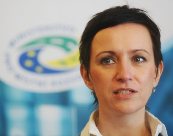 Mluvčí ministerstva pro místní rozvoj Jana Jabůrková. Mluvčí ministerstva pro místní rozvoj Jana Jabůrková.