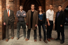 Crossing Lines budou historicky prvním kriminálním seriálovým dramatem zahajujícím Monte Carlo Television Festival.