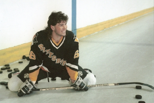 Do slavné NHL vstoupil Jágr v dresu Pittsburghu.