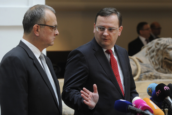 Premiér Petr Nečas a ministr financí Miroslav Kalousek.