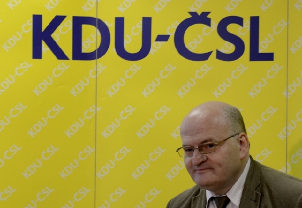 Odvolaný šéf ÚSTR Daniel Herman.