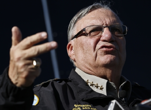 Arizonský šerif Joe Arpaio. Arizonský šerif Joe Arpaio.