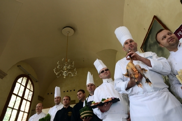 25. května byl v Královských zahradách zahájen třídenní gastronomický Prague Food Festival.