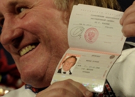 Francouzský herec Depardieu už ruské vízum jako Novorus nepotřebuje.