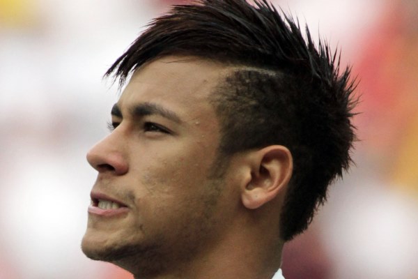 Supertalent Neymar se loučil se Santosem v slzách.