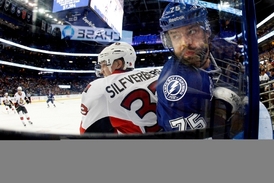 Povedený debut zažil v NHL bek Radko Gudas.