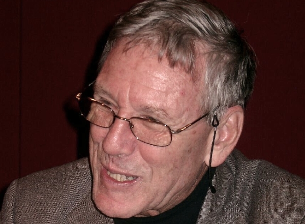 Amos Oz má na kontě četnou beletrii i publicistiku, přeloženou do třicítky jazyků.