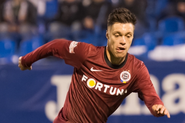 O útočníka Sparty Václava Kadlece má zájem hned trojice bundesligových klubů. O útočníka Sparty Václava Kadlece má zájem hned trojice bundesligových klubů.