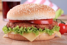 Český trh se připravuje na vstup nových fast foodů.