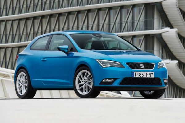 Ostré rysy, dynamické výkony. To je Seat Leon SC.