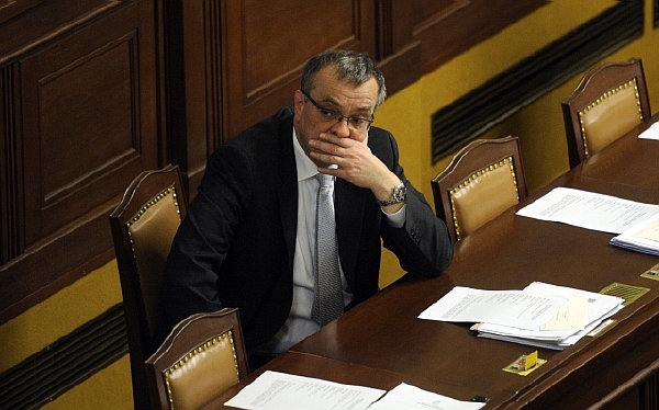 Cíl jsme v rámci jarní emise splnili a emisi považujeme za úspěšnou, uvedlo ministerstvo financí. Cíl jsme v rámci jarní emise splnili a emisi považujeme za úspěšnou, uvedlo ministerstvo financí.