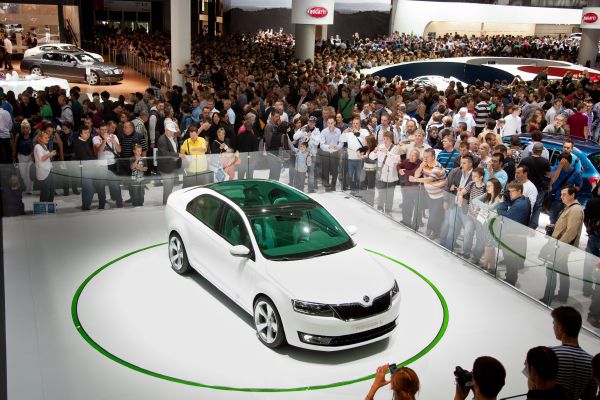 Snímek z roku 2011, kdy se ve Frankfurtu představil koncept Škoda MissionL. Snímek z roku 2011, kdy se ve Frankfurtu představil koncept Škoda MissionL.