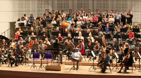 Filharmonie Bohuslava Martinů při zkoušce Carminy Burany (rok 2012).