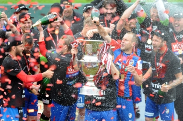 Mistrovské oslavy v podání fotbalistů Plzně.