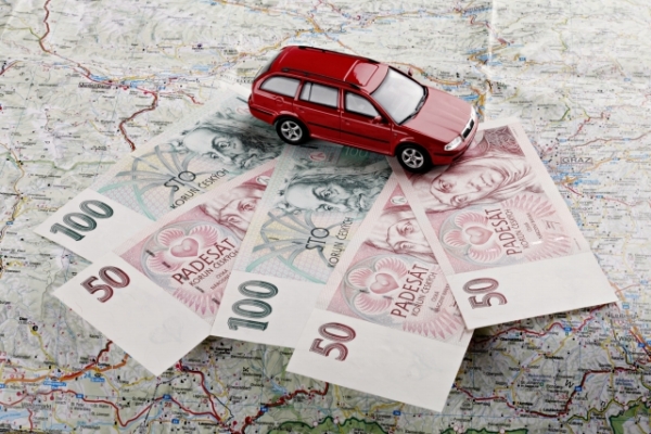 Povinné ručení zdraží od Nového roku plošně nejméně o tři procenta. Povinné ručení zdraží od Nového roku plošně nejméně o tři procenta.