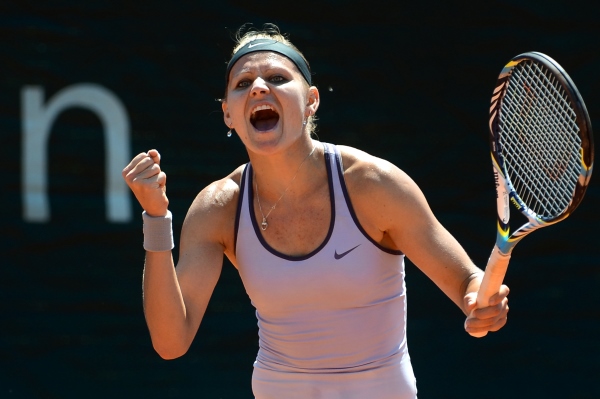 Tenistka Lucie Šafářová potvrzuje i na French Open, že se jí letos nadmíru daří ve čtyřhře. 