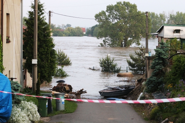 Vláda dá dvě miliardy na opravu poničené infrastruktury. Bude to stačit?
